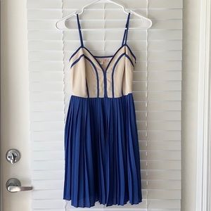 Gianni Bini Cream and Blue Dress